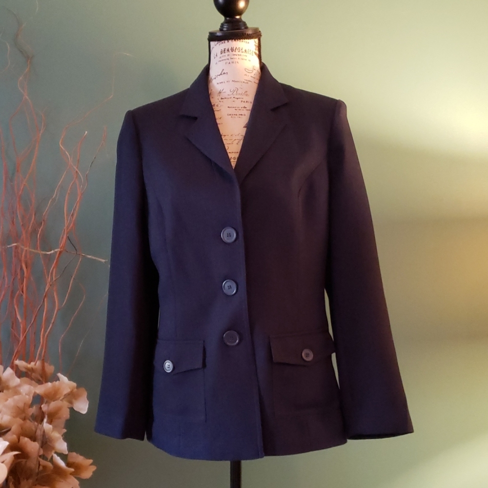 Liz Baker Summerweight Navy Blazer Size 8